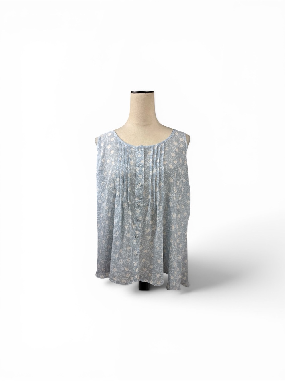 torrid Light Blue Floral Pintuck Sleeveless Top size 1-1X/14-16